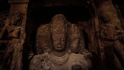 গুহার ভেতর হিন্দু দেবতা শিব (ছবি: পিক্সেল)