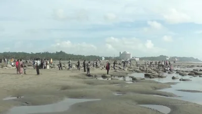 অবকাঠামোগত উন্নয়ন, পরিবেশ সংরক্ষণ ও সেবার মান সেই তুলনায় বাড়েনি