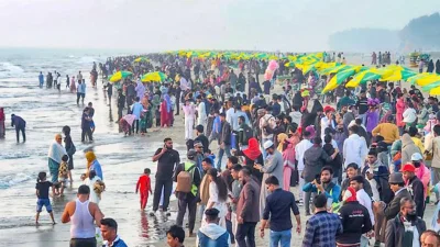 সাম্প্রতিক বছরগুলোতে পর্যটকদের একটি অভিযোগ বারবার সামনে আসছে&mdash;কক্সবাজারে প্রকৃতির চেয়ে বাণিজ্যের উপস্থিতিই বেশি চোখে পড়ে
