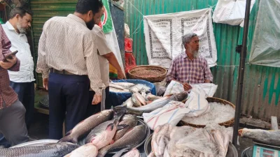 মাছের বাজার (ছবি বাংলা ট্রিবিউন)