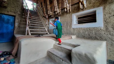 মাটির দোতলা ভবনের নকশা (ছবি: সংগৃহীত)