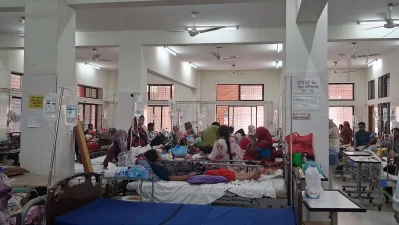 ডেঙ্গু ওয়ার্ডে রোগীদের ভিড়