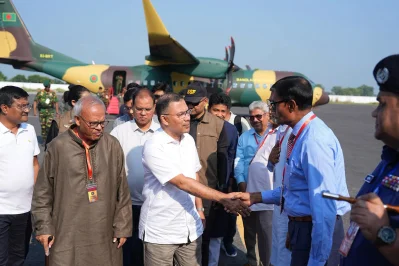প্রধানমন্ত্রী হিসেবে দায়িত্ব নেওয়ার পর প্রথমবারের মতো রাজশাহী সফরে এসেছেন তিনি