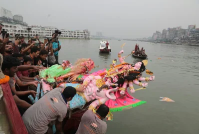 প্রতিমা বিসর্জন, ছবি: নাসিরুল ইসলাম