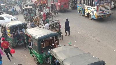 পুলিশ বলছে, দুর্ঘটনার জন্য বেশিরভাগ ক্ষেত্রে দায়ী এসব ছোট যানবাহন