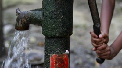 পানিতে আর্সেনিক শিশুদের অ্যান্টিবায়োটিক প্রতিরোধী করে তোলে: গবেষণা