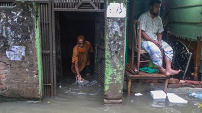 ঢাকা দক্ষিণে জলাবদ্ধতাপ্রবণ ৫৩ এলাকা, সমাধানে তিন পরিকল্পনা