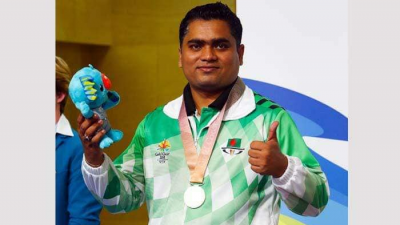 ভিসা জটিলতায় জার্মানি যেতে পারছেন না বাকী