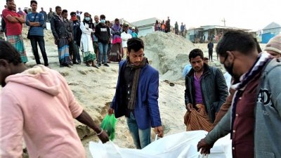 পদ্মায় নিখোঁজ শ্রমিকের লাশ তিন দিন পর উদ্ধার