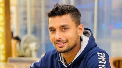 বসুন্ধরা কিংসের স্ট্রাইকার তৌহিদুল আলম সবুজ