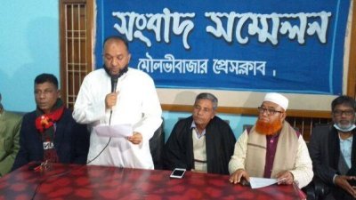 সংবাদ সম্মেলনেমেয়র প্রার্থী মো. অলিউর রহমান