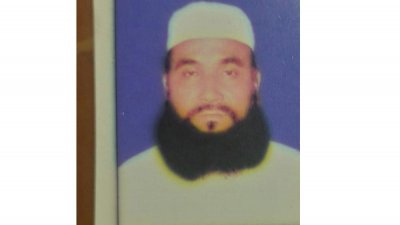 ছুরিকাঘাতে মাদ্রাসা শিক্ষককে হত্যার অভিযোগ