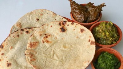 কালাই রুটি বানাবেন যেভাবে