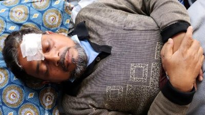 জামায়াতের কাউন্সিলর প্রার্থীর হামলায় আ’লীগ প্রার্থী আহত