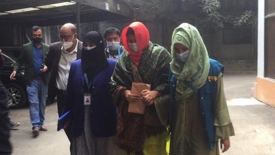 পিকে হালদারের সহযোগী সুকুমার মৃধা ও তার মেয়ের স্বীকারোক্তি