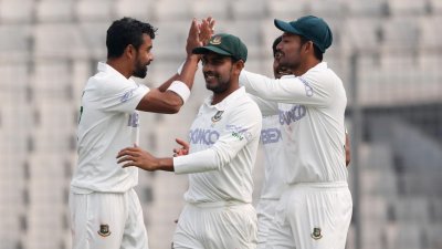 রাহী পেয়েছেন ৪ উইকেট