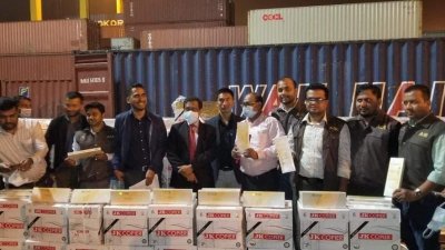 লুকিয়ে বিদেশি ব্রান্ডের সিগারেট আমদানি, কন্টেইনার জব্দ