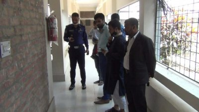 পুলিশ ও উপজেলা প্রশাসন ঘটনাস্থল পরিদর্শন করেছে