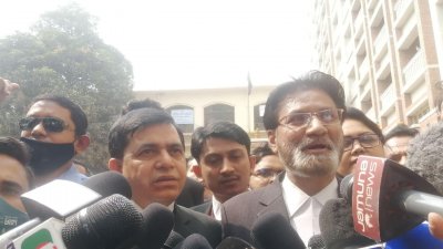 আসামিপক্ষের আইনজীবী