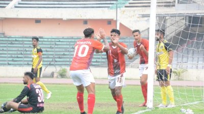 পিছিয়ে পড়েও জিতেছে বসুন্ধরা কিংস