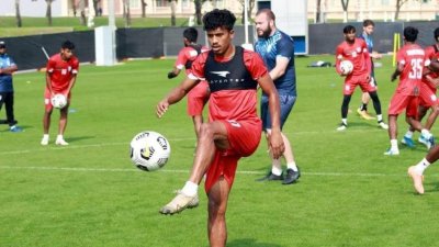 করোনায় আক্রান্ত রাকিব হোসেন