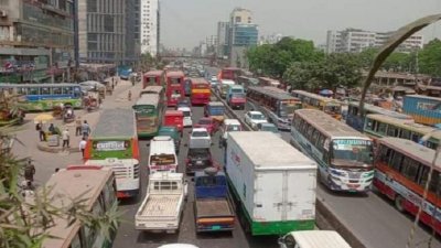 ভিআইপি চলাচল, নগরজুড়ে দুর্ভোগ