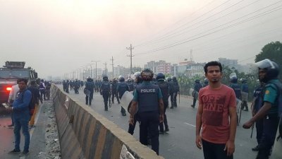 হরতালে আহত ওসিসহ ১৩ জন ঢামেক হাসপাতালে ভর্তি
