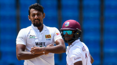৯৯ রানে অপরাজিত ব্র্যাথওয়েট।