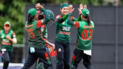 টেস্ট আঙিনায় বাংলাদেশের মেয়েরা