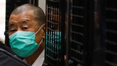 হংকংয়ে গণতন্ত্রপন্থী জিমি লাইয়ের কারাদণ্ড