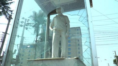 ইট মেরে শেখ রাসেলের ভাস্কর্য ক্ষতিগ্রস্ত,  আটক ১