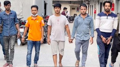 চোরচক্রের ৫ সদস্য