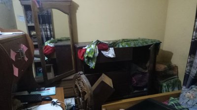 বসতবাড়িতে কিশোর গ্যাংয়ের হামলার অভিযোগ