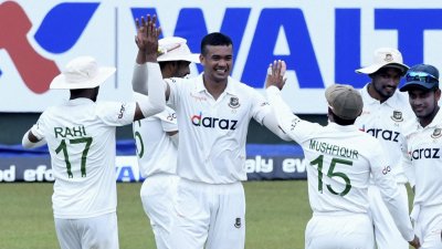 তাসকিনে আলোকিত দিনের শেষটায় আলোর স্বল্পতা