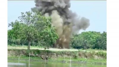 নিরাপদ বিস্ফোরণ ঘটিয়ে নিষ্ক্রিয় করা হয়