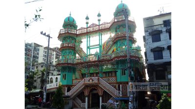 চট্টগ্রামের বিখ্যাত চন্দনপুরা হামিদিয়া তাজ মসজিদ