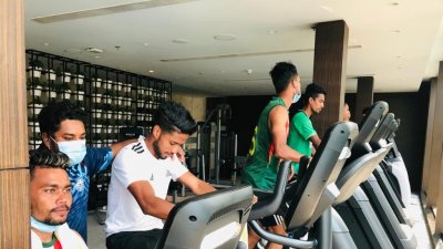 সৌদি আরব সফর পিছিয়ে গেলো বাংলাদেশের
