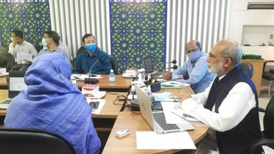 সভায় বক্তব্য রাখছেন মৎস্য ও প্রাণিসম্পদমন্ত্রী শ ম রেজাউল করিম