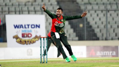সাকিব আল হাসানের নতুন কীর্তি