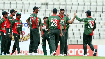 তাসকিনের উইকেট উদযাপন