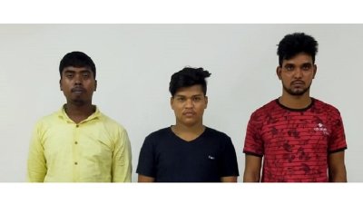 ইয়াবাসহ ৩ মাদক ব্যবসায়ী গ্রেফতার