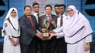 টিকটকসহ বিতর্কিত অ্যাপগুলো নিষিদ্ধ করার সময় এসেছে : র‌্যাব প্রধান