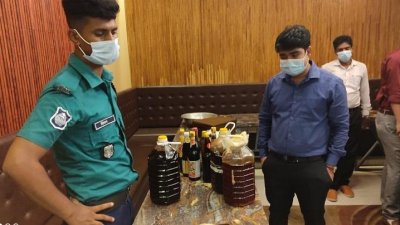 টেস্ট বাড রেস্তোরাঁয় অভিযান
