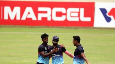 টেবিলের শীর্ষে উঠে গেছে প্রাইম দোলেশ্বর।