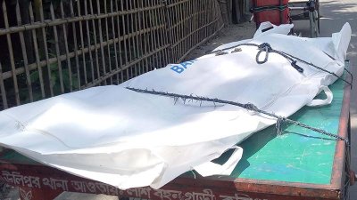কুড়িগ্রামে এক গৃহবধূর ঝুলন্ত লাশ উদ্ধার করেছে পুলিশ