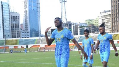 ড্র ভাগ্য এড়াতে পারেনি আবাহনী।