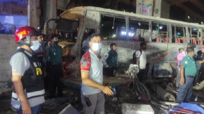মগবাজার প্লাজার পাশে ভয়াবহ বিস্ফোরণ, নিহত  বেড়ে ৭