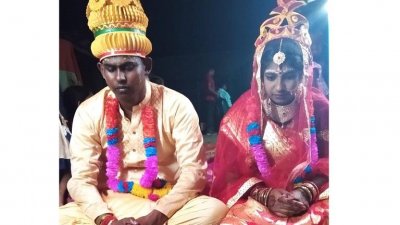 নদীয়ার বর, নড়াইলের কনে: কী করবে বিএসএফ?