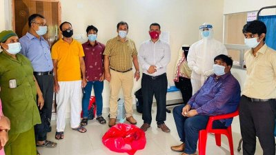 টেকনাফে অ্যান্টিজেন পরীক্ষার কার্যক্রম উদ্বোধনটেকনাফে অ্যান্টিজেন পরীক্ষার কার্যক্রম উদ্বোধন