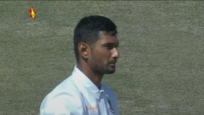 ১৬ মাস পর টেস্ট খেলতে নেমে মাহমুদউল্লাহ বুঝিয়ে দিলেন- ফুরিয়ে যাননি।